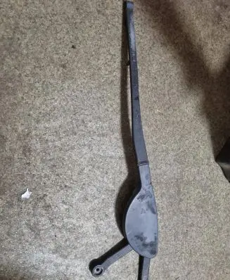 BMW 5 E39 Front wiper blade arm 8209880