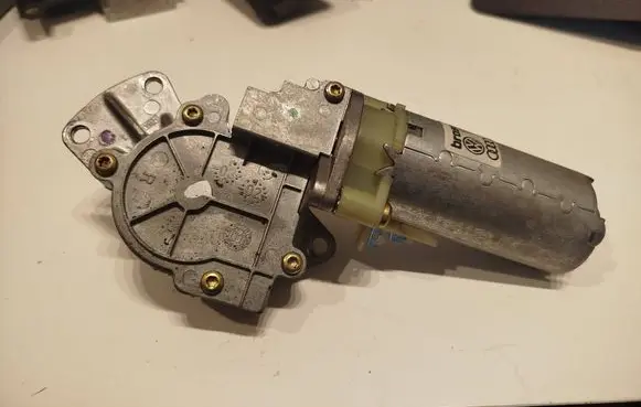 Audi A6 S6 C5 4B Seat adjustment motor 3B0959761AF 1022198647112 20092351