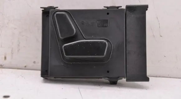 Chrysler Town & Country V Seat control switch 56049432AE