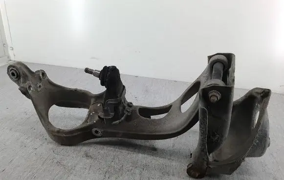 Peugeot 407 Front upper strut mount 9661544780D