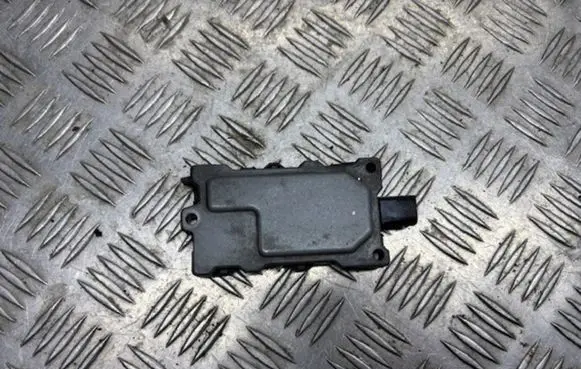 Mercedes-Benz C W203 Camshaft speed sensor 2208300172 28RTL105 1147212078