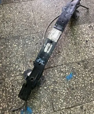 BMW 1 E81 E87 Front bumper cross member