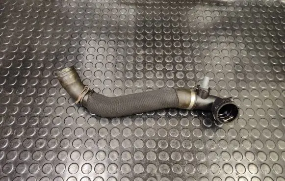 Audi A7 S7 4G Engine coolant pipe/hose 4G0121049L 4g0122293k