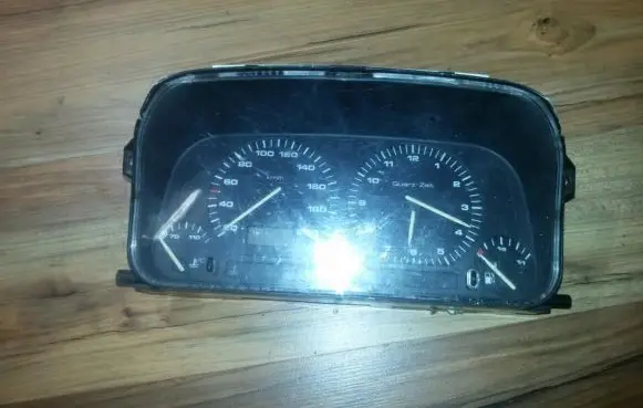 Speedometer (instrument cluster)