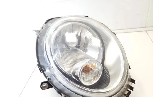 Mini One - Cooper Clubman R55 Headlight/headlamp 16270403 0301225304