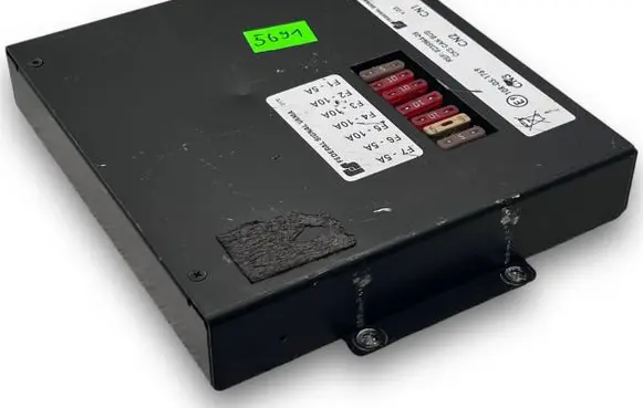 Audi A4 S4 B5 8D Central body control module A5691 8235964