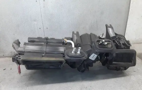 Dodge Nitro Interior heater climate box assembly 