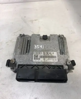 Audi A3 S3 8P Engine control unit/module 03G906021LS