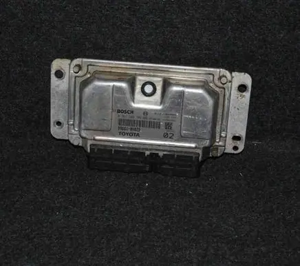 Toyota Aygo AB10 Engine control unit/module 1039S12537