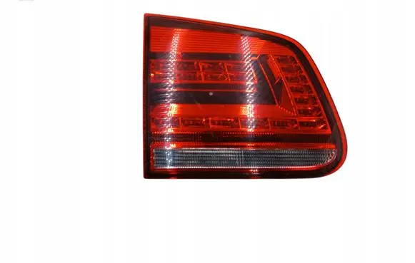 Volkswagen Tiguan Tailgate rear/tail lights 5N0945307