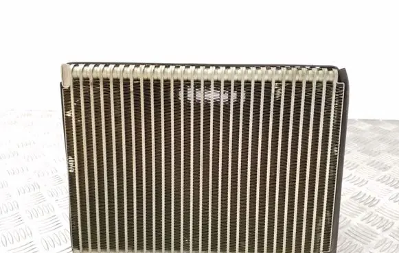 Volvo XC70 Air conditioning (A/C) radiator (interior) 0676364