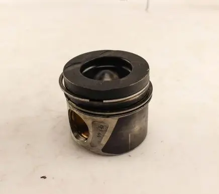Mercedes-Benz Sprinter W906 Piston 8349F