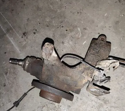 Citroen C5 Front wheel hub spindle knuckle