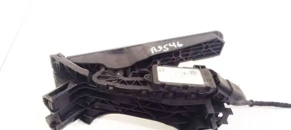 Volkswagen Touran I Accelerator throttle pedal 1T1721503E 6PV00868900