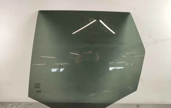 Volvo XC60 Rear door window glass 43r00053