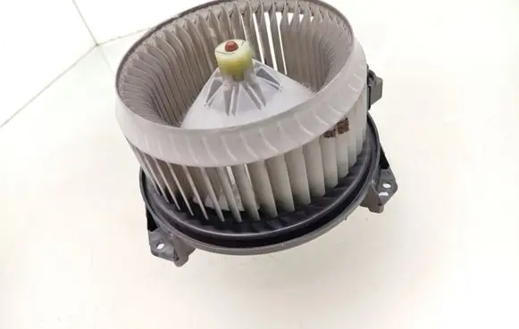 Toyota Auris 150 Heater fan/blower 2727005151