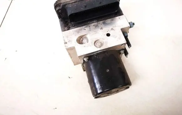 BMW 5 E60 E61 ABS Pump 3451678415101 34516774679-01