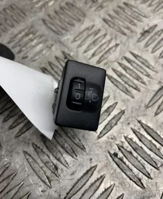 Toyota Yaris Headlight level height control switch 841520D030
