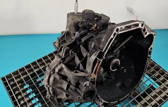 Renault Laguna III Manual 5 speed gearbox TL4A013 IMPRK1601338