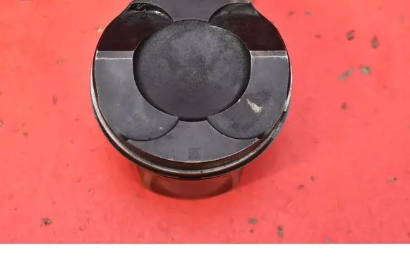 BMW 5 F10 F11 Piston 0841WA