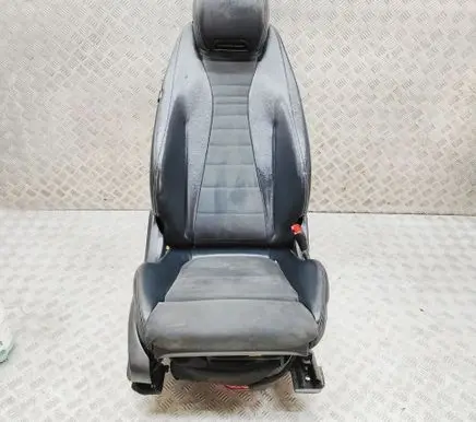 Mercedes-Benz E W238 Front passenger seat A0009104508