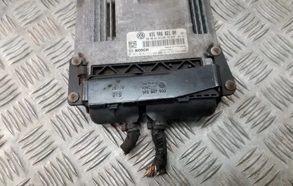 Skoda Superb B6 (3T) Engine control unit/module ECU 03G906021QM EDC16U34