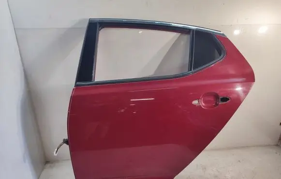 KIA Optima Rear door