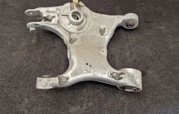 Land Rover Discovery Sport Rear upper control arm/wishbone LK725B530AA