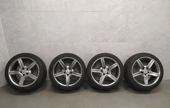 Mercedes-Benz C W205 R18 alloy rim 