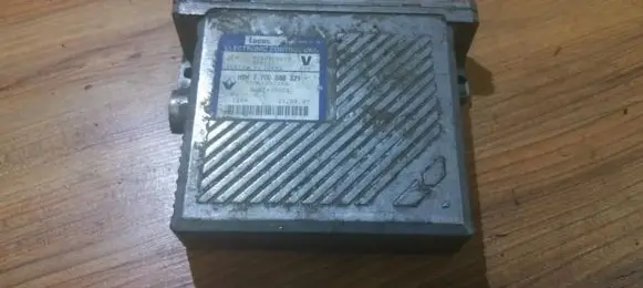 Volvo S40, V40 Engine control unit/module hom7700868321 7700103515a