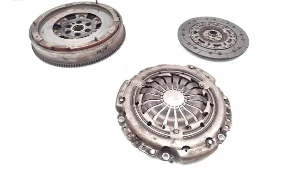 Opel Astra J Clutch set kit 55565495