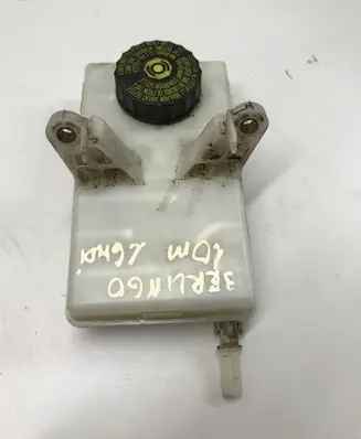 Citroen Berlingo Brake fluid reservoir 