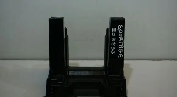 KIA Sportage Center console 