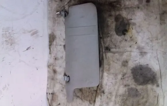 Toyota Avensis Verso Sun visor