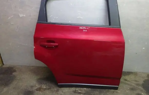 Chevrolet Orlando Rear door