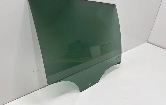 BMW 5 E60 E61 Rear door window glass 43R002092 E000292