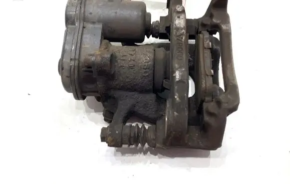 Nissan Qashqai Rear brake caliper