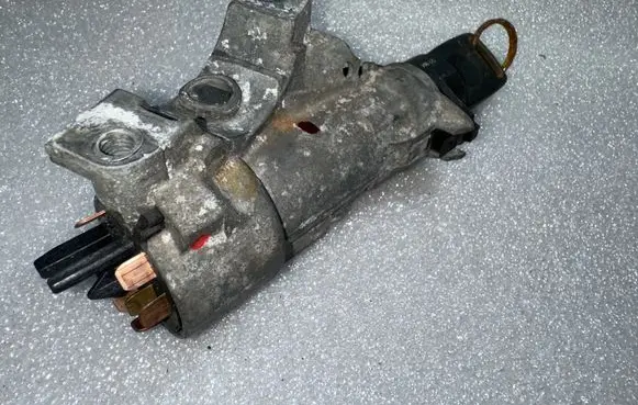 Audi A6 S6 C5 4B Ignition lock 4B0905851C