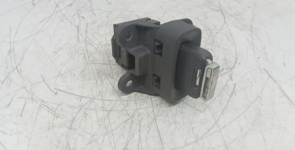 Volvo S60 Ignition lock 28227917 AH4N15607AE