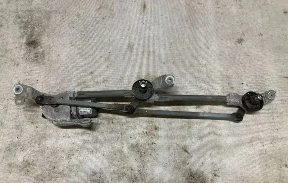 Nissan Juke I F15 Front wiper linkage and motor 288001KE0C W000011243