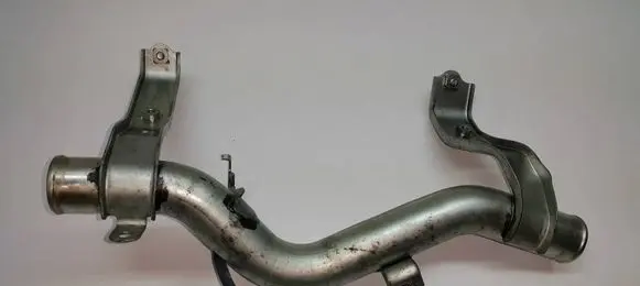 Lexus IS 220D-250-350 Engine coolant pipe/hose