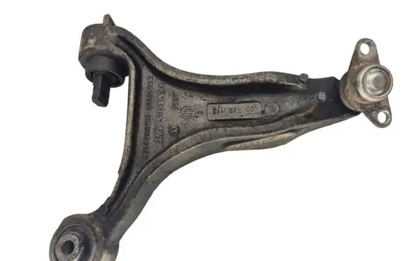 Volvo XC70 Front lower control arm/wishbone 08624553 SV66200151