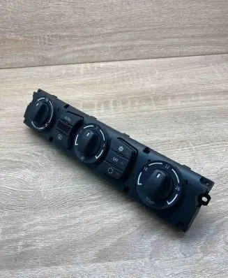 BMW 5 E60 E61 Climate control unit 6946979