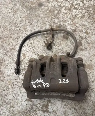 Front brake caliper