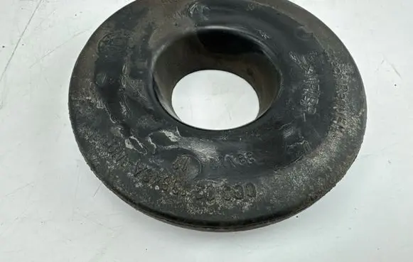 Audi A3 S3 8V Rear coil spring rubber mount 5Q0512149B