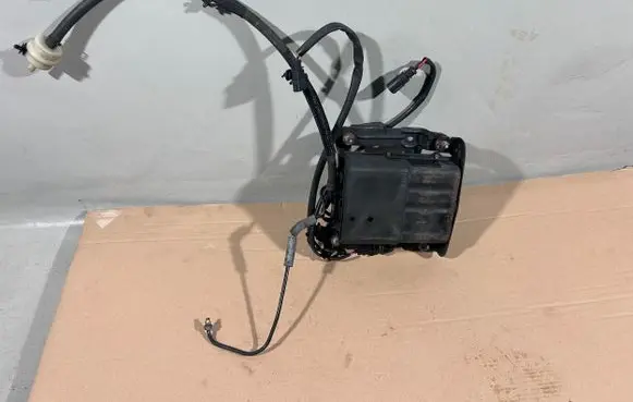 Porsche Panamera (970) Air suspension compressor/pump 97035815128 97035815127 97035815125