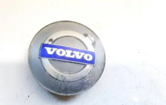 Volvo XC70 Original wheel cap 30666913 30748052