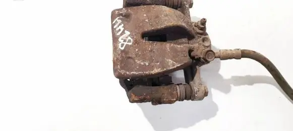 Toyota Avensis T250 Rear brake caliper y01340
