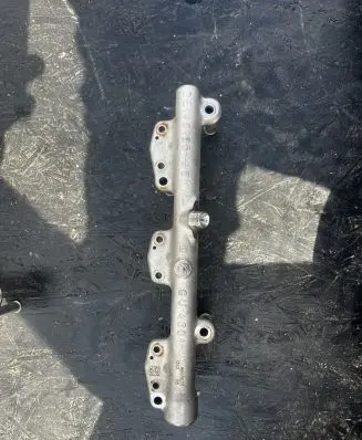 BMW X4M F98 Fuel main line pipe 8665635