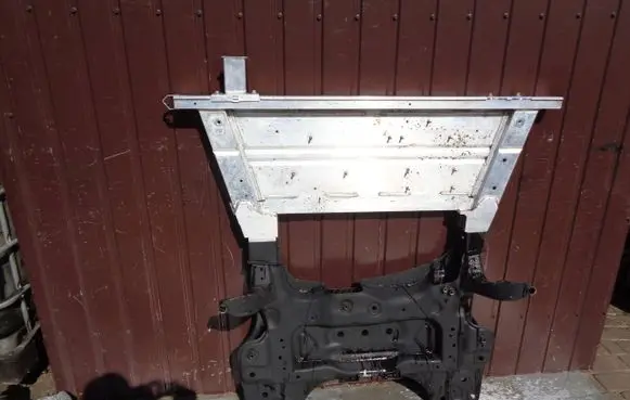 Volvo XC40 Front subframe 32395141
